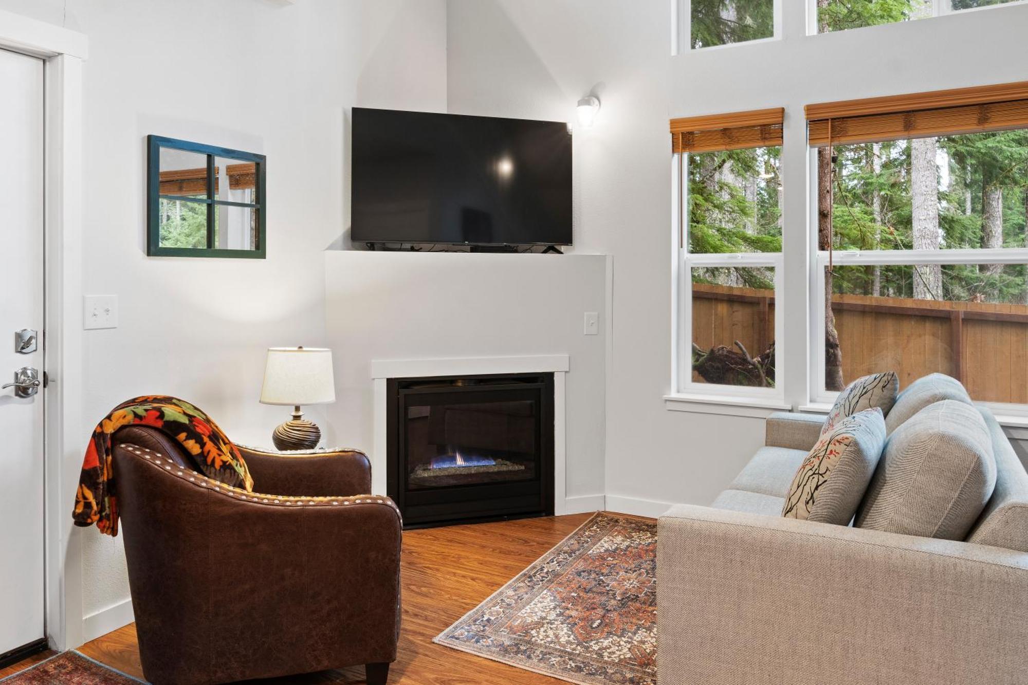 אשפורד Mt. Rainier Cabin W/Hot Tub מראה חיצוני תמונה
