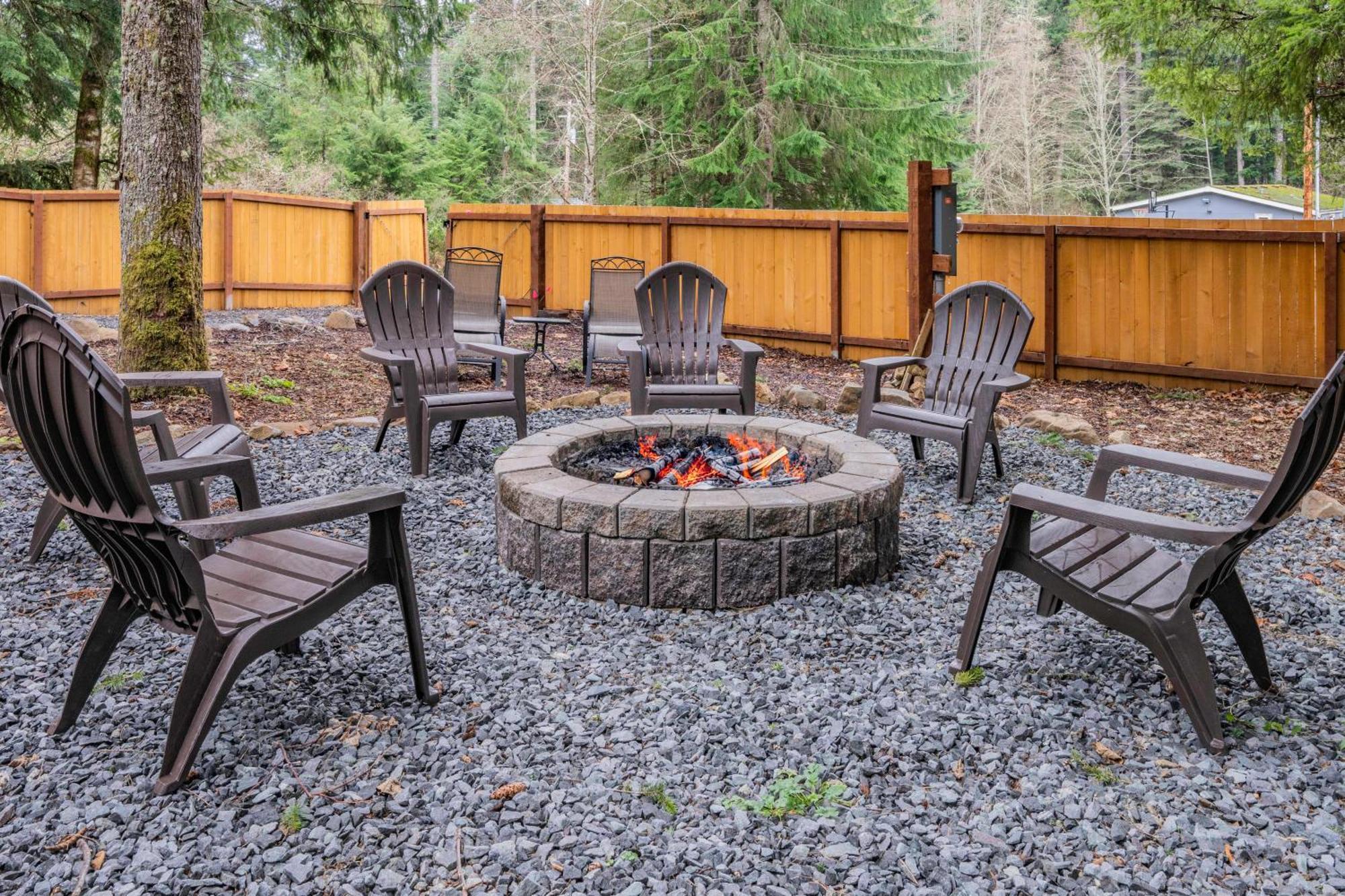 אשפורד Mt. Rainier Cabin W/Hot Tub מראה חיצוני תמונה